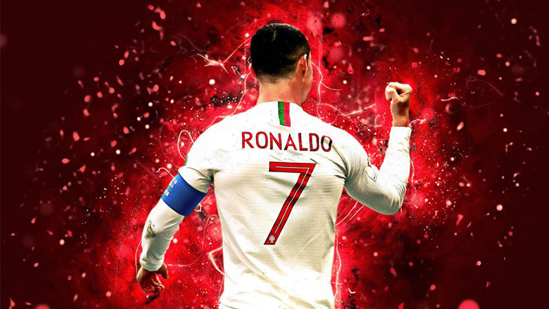 Cristiano Ronaldo chinh phục đỉnh cao