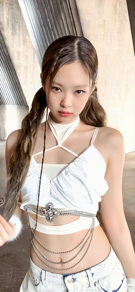 Tạo phong cách riêng với hình nền Jennie Blackpink